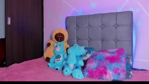 playboy_bunnyy online show from 09-18-25, 05:37