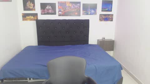 Snapshot of playboy_sex6 chatting on 12-06-24, 08:29 PETER online show from 12-06-24, 08:29