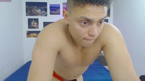Snapshot of playboy_sex6 chatting on 12-13-24, 06:38 PETER online show from 12-13-24, 06:38