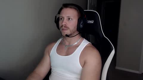 Player online show from 12-23-25, 08:56