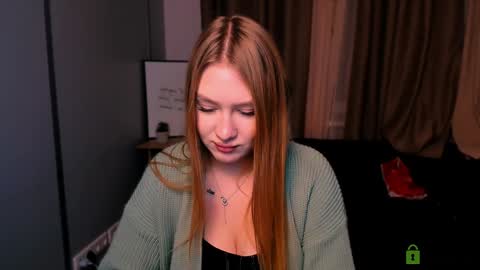 Snapshot of playful_sophie chatting on 01-23-25, 12:04 Sophie online show from 01-23-25, 12:04