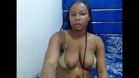 Snapshot of playfuldollx chatting on 09-17-25, 07:43 Playfuldollx online show from 09-17-25, 07:43