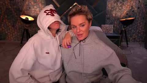 Ira brunette and Vika blonde online show from 11-29-25, 07:11