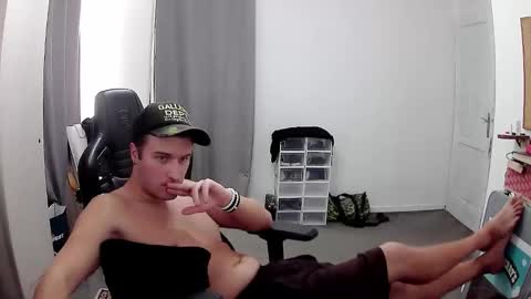 plkrisztian online show from 09-29-25, 06:46