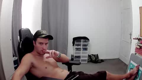 plkrisztian online show from 09-30-25, 07:30