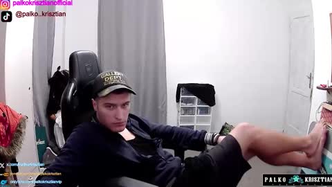 plkrisztian online show from 12-20-25, 10:28