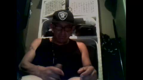 Snapshot of plmbrob chatting on 10-25-25, 04:35 plmbrob online show from 10-25-25, 04:35