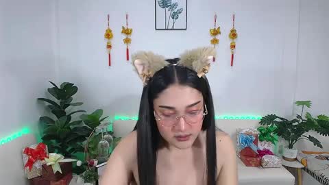 Ploysai online show from 02-07-25, 07:40