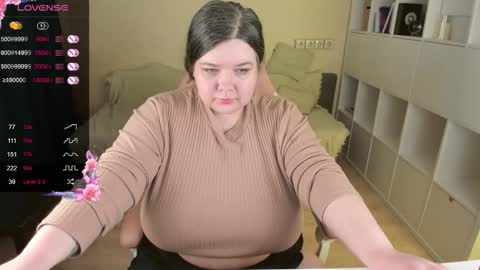 Alice online show from 11-11-25, 02:55