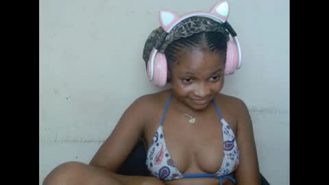 plumnjuicyx online show from 03-01-25, 01:40