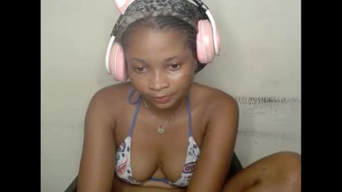 plumnjuicyx online show from 03-05-25, 10:11