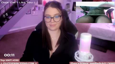 Snapshot of plutoprincess69 chatting on 02-04-25, 06:25 Pluto Princess online show from 02-04-25, 06:25