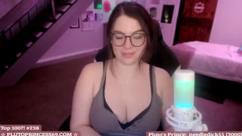 Snapshot of plutoprincess69 chatting on 02-05-25, 05:09 Pluto Princess online show from 02-05-25, 05:09