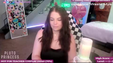 Snapshot of plutoprincess69 chatting on 09-29-25, 01:00 Pluto Princess online show from 09-29-25, 01:00