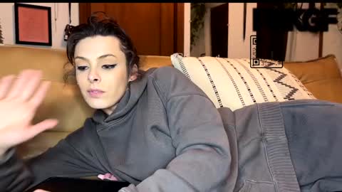 Snapshot of pnkgf chatting on 12-10-24, 05:28 pnkgf online show from 12-10-24, 05:28