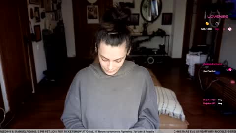 Snapshot of pnkgf chatting on 12-22-24, 08:25 pnkgf online show from 12-22-24, 08:25