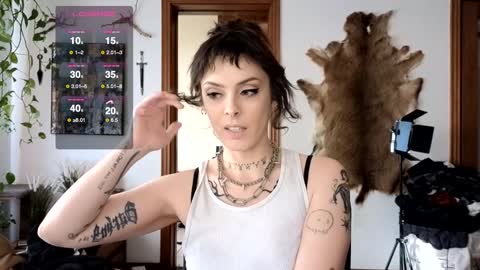 Snapshot of pnkgf chatting on 01-27-25, 11:22 pnkgf online show from 01-27-25, 11:22