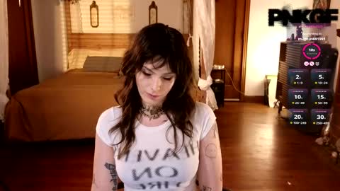 Snapshot of pnkgf chatting on 03-11-25, 07:47 pnkgf online show from 03-11-25, 07:47