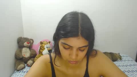 Snapshot of pocahontas_princess__ chatting on 03-11-25, 02:07 Pocahontas online show from 03-11-25, 02:07