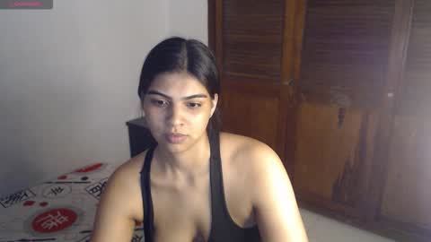Snapshot of pocahontas_princess__ chatting on 11-05-25, 03:17 Pocahontas online show from 11-05-25, 03:17