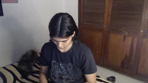 Snapshot of pocahontas_princess__ chatting on 12-15-25, 05:34 Pocahontas online show from 12-15-25, 05:34