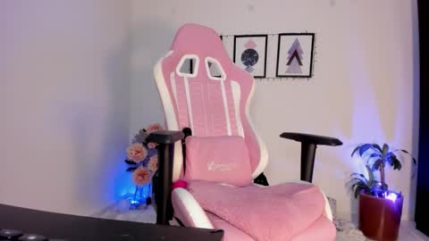 Jasmine online show from 11-19-25, 02:55