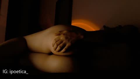 Snapshot of poeeticaa_ chatting on 01-07-25, 11:14 IG ipoetica online show from 01-07-25, 11:14