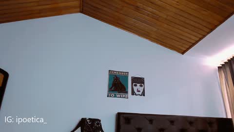 Snapshot of poeeticaa_ chatting on 01-09-25, 12:09 IG ipoetica online show from 01-09-25, 12:09