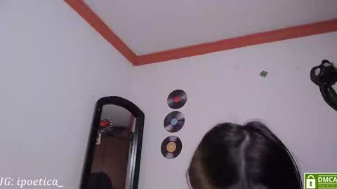 Snapshot of poeeticaa_ chatting on 02-20-26, 03:34 IG ipoetica online show from 02-20-26, 03:34