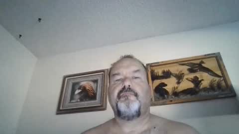 Snapshot of polarisman74 chatting on 09-14-25, 10:31 polarisman74 online show from 09-14-25, 10:31