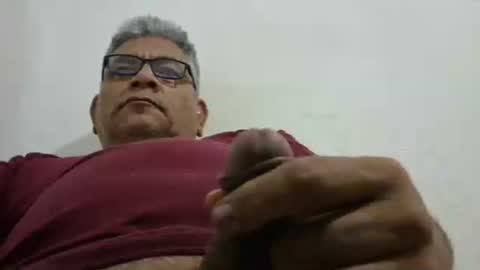 poli online show from 12-18-25, 01:17