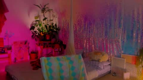 Martha online show from 01-18-25, 01:41