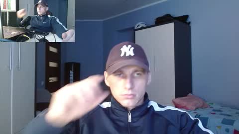 Poliglot online show from 10-20-25, 01:11