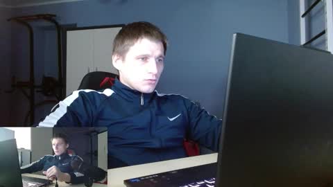 Snapshot of poliglotjoe2 chatting on 02-08-26, 11:30 Poliglotjoe2 online show from 02-08-26, 11:30