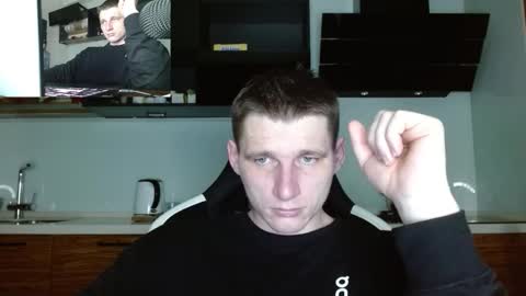 Snapshot of poliglotjoe2 chatting on 03-01-26, 04:25 Poliglotjoe2 online show from 03-01-26, 04:25