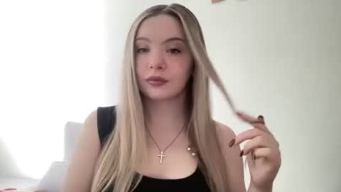 polishangel222 online show from 02-06-26, 11:13