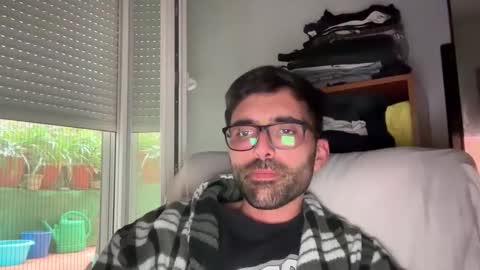 pollabeta online show from 10-18-25, 12:28