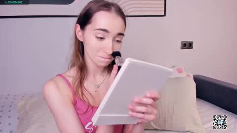 Polly online show from 09-12-25, 07:30