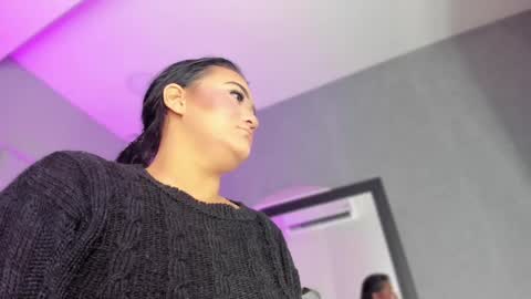 POLLY online show from 03-11-25, 10:29