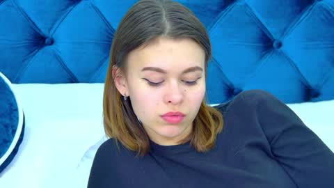 Snapshot of pollylanders chatting on 12-06-24, 05:20 Polly online show from 12-06-24, 05:20