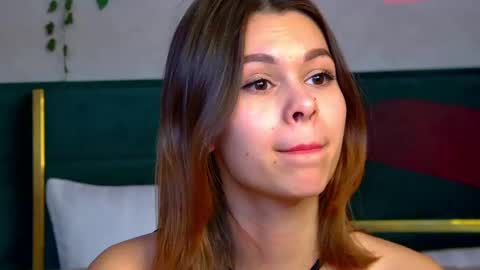 Snapshot of pollylanders chatting on 02-10-25, 12:30 Polly online show from 02-10-25, 12:30