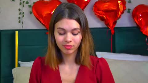 Snapshot of pollylanders chatting on 02-14-25, 10:58 Polly online show from 02-14-25, 10:58