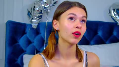 Snapshot of pollylanders chatting on 02-15-25, 09:59 Polly online show from 02-15-25, 09:59