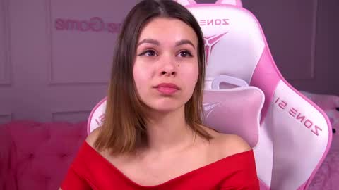 Snapshot of pollylanders chatting on 02-21-25, 02:06 Polly online show from 02-21-25, 02:06