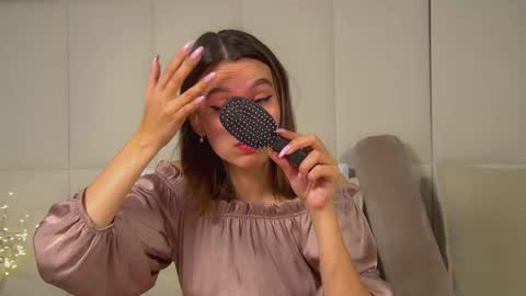 Snapshot of pollylanders chatting on 10-13-25, 06:52 Polly online show from 10-13-25, 06:52