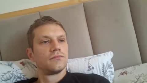 Snapshot of polsenos chatting on 11-17-25, 09:15 polsenos online show from 11-17-25, 09:15