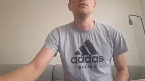 Snapshot of polsenos chatting on 11-18-25, 07:46 polsenos online show from 11-18-25, 07:46