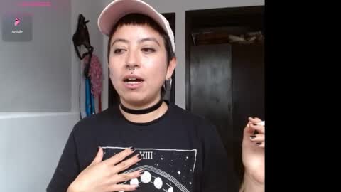 Poly online show from 02-05-25, 05:53