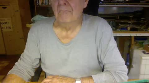 Snapshot of pomme1949 chatting on 12-02-24, 10:07 pomme1949 online show from 12-02-24, 10:07