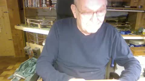 Snapshot of pomme1949 chatting on 12-17-24, 09:50 pomme1949 online show from 12-17-24, 09:50